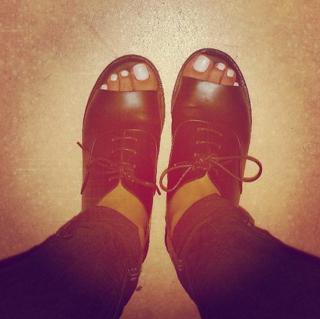 Tal Benyezri feet photo thumbnail