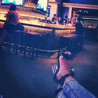 Tal Benyezri feet photo thumbnail