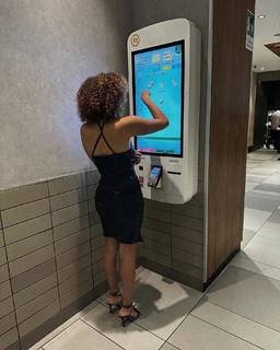 Talia Jackson feet photo 2