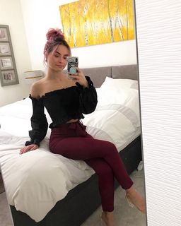 Talia Mar feet photo thumbnail