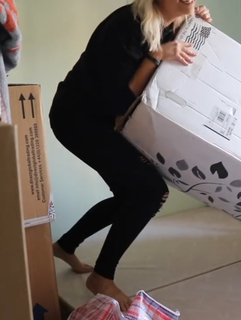 Talia Mar feet photo thumbnail
