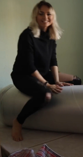 Talia Mar feet photo thumbnail