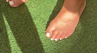 Talia Mar feet photo thumbnail
