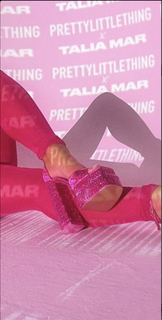 Talia Mar feet photo thumbnail