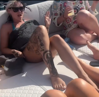 Talia Mar feet photo thumbnail