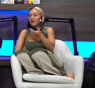 Talia Mar feet photo thumbnail
