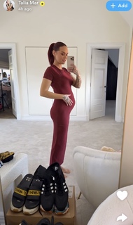 Talia Mar feet photo thumbnail