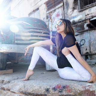 Talia Sutra feet photo 2