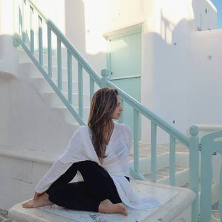 Talia Sutra feet photo 5