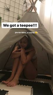 Talia Sutra feet photo 18