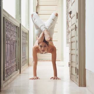 Talia Sutra feet photo 10