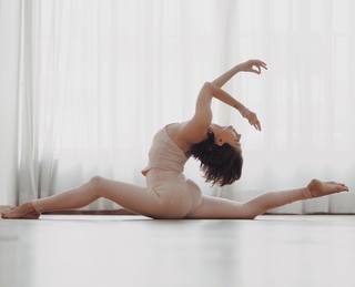 Talia Sutra feet photo 6
