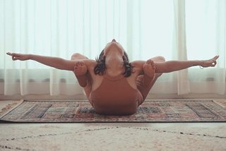 Talia Sutra feet photo 13