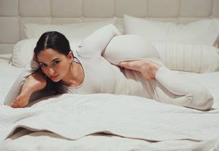 Talia Sutra feet photo 12
