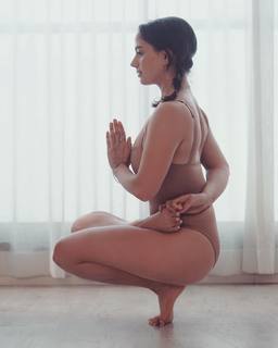 Talia Sutra feet photo 19