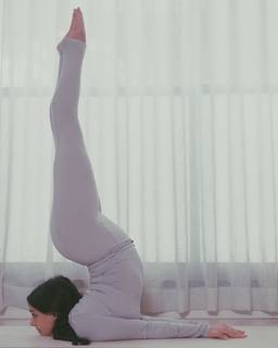 Talia Sutra feet photo 6