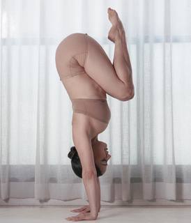 Talia Sutra feet photo 16