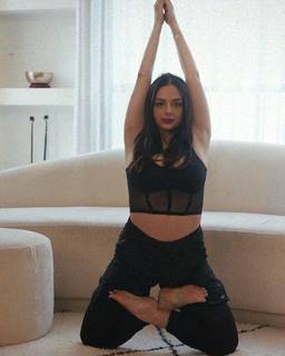 Talia Sutra feet photo 20