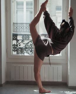 Talia Sutra feet photo 11