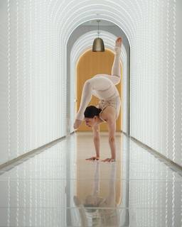 Talia Sutra feet photo 4