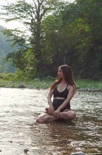 Talia Sutra feet photo 8