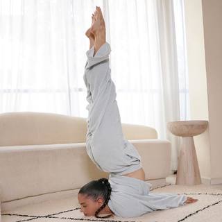 Talia Sutra feet photo 13