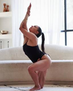 Talia Sutra feet photo 16