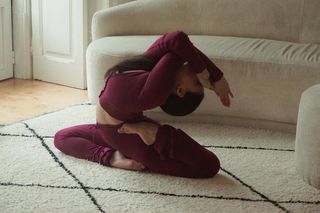 Talia Sutra feet photo 6