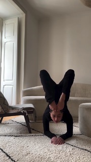 Talia Sutra feet photo 1