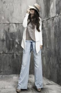 Taliana Vargas feet photo 19