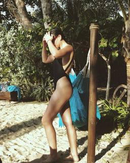 Taliana Vargas feet photo 7