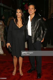 Talisa Soto feet photo thumbnail