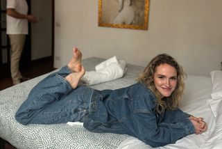 Talitha Eliana Bateman feet photo 2