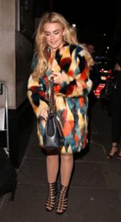 Tallia Storm feet photo thumbnail