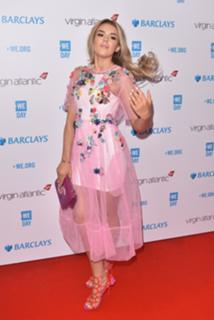 Tallia Storm feet photo thumbnail