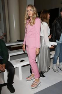 Tallia Storm feet photo thumbnail