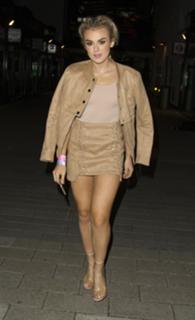 Tallia Storm feet photo thumbnail