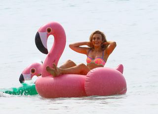 Tallia Storm feet photo thumbnail
