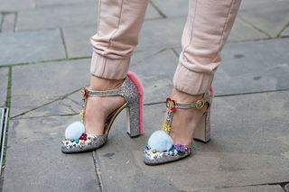 Tallia Storm feet photo thumbnail