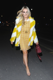 Tallia Storm feet photo thumbnail