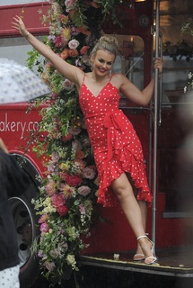 Tallia Storm feet photo thumbnail