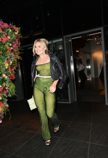 Tallia Storm feet photo thumbnail