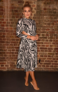 Tallia Storm feet photo thumbnail