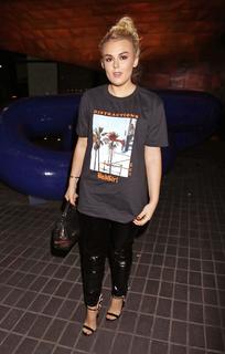 Tallia Storm feet photo thumbnail