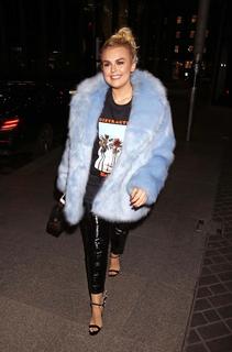 Tallia Storm feet photo thumbnail
