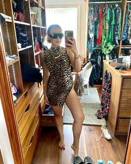 Tallia Storm feet photo thumbnail