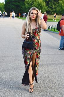Tallia Storm feet photo thumbnail