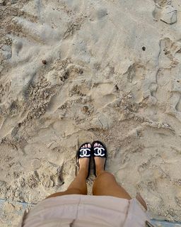 Tallia Storm feet photo thumbnail