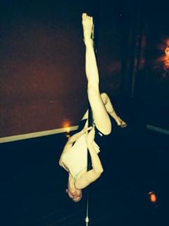 Talulah Riley feet photo thumbnail