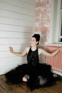 Talulah Riley feet photo thumbnail